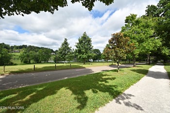 2221 Cherokee Blvd, Knoxville, TN 37919