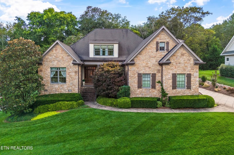 2221 Covered Bridge Blvd, Knoxville, TN 37932