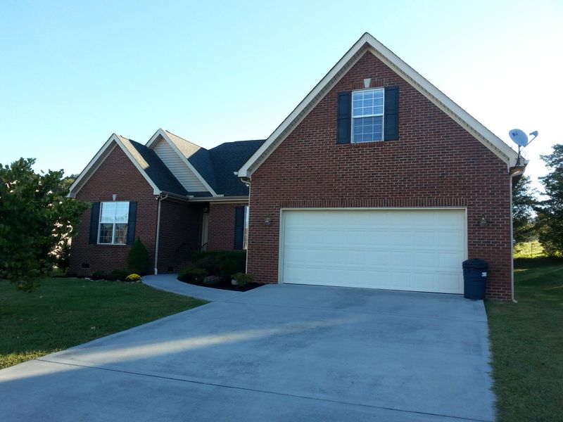 2221 Mccammon Rd, Knoxville, TN 37920