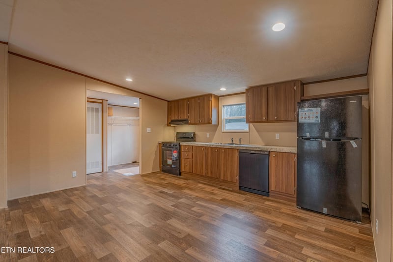 2224 Daisy Ave, Knoxville, TN 37915