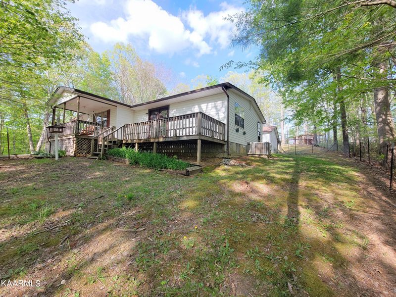2226 Litton Rd, Oneida, TN 37841