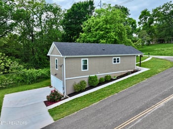 2226 Riverside Dr, Knoxville, TN 37915