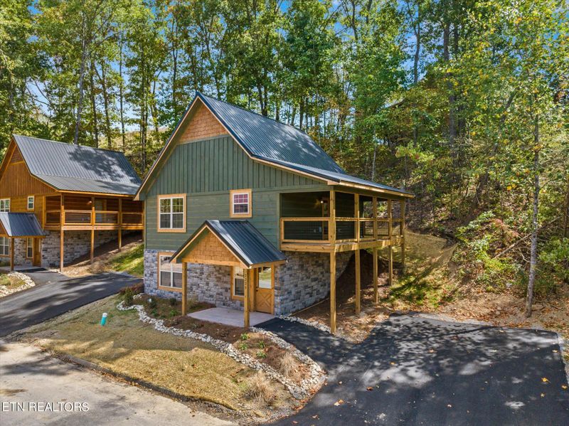 2229 Alpine Village Way, Pigeon Forge, TN 37863
