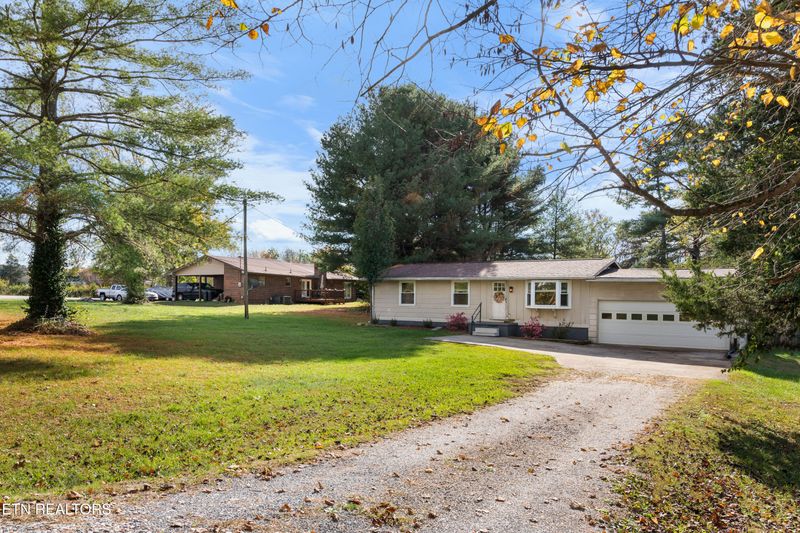 2229 Grey Ridge Rd, Maryville, TN 37801