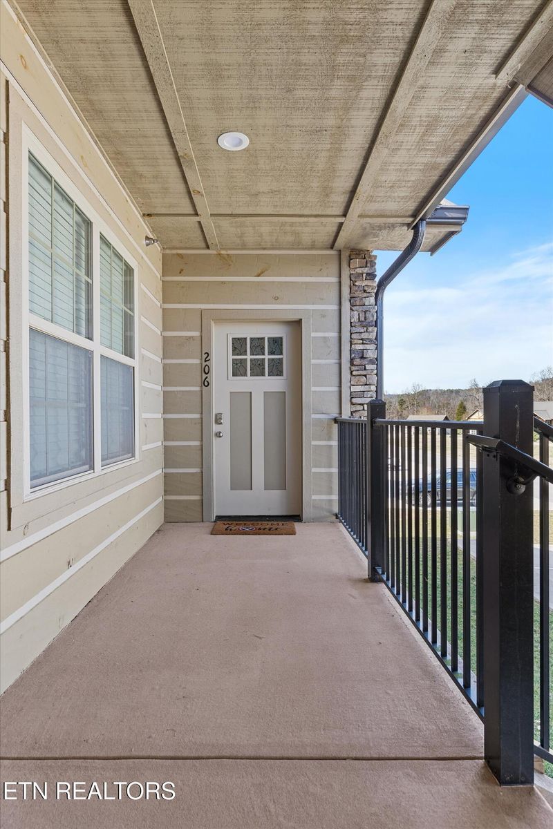 223 Bishops Cap Cir #206, Townsend, TN 37882