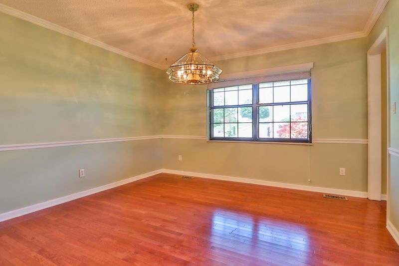 223 Chapman Overlook Dr, Seymour, TN 37865