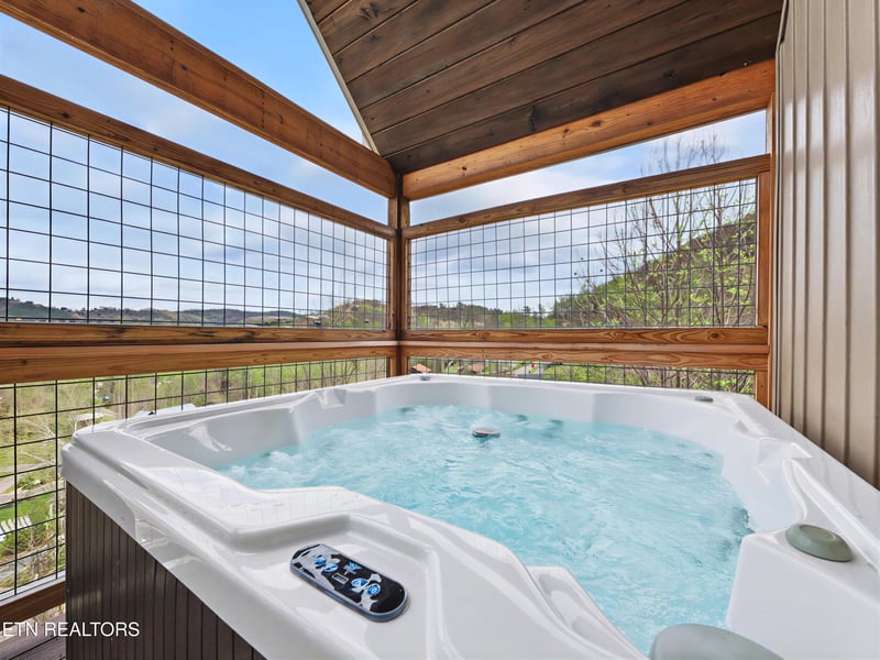 223 Chimney Tops Way, Gatlinburg, TN 37738