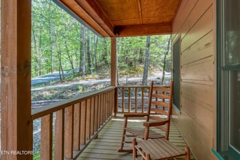 223 Cutter Gap Rd, Townsend, TN 37882