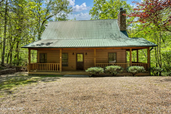 223 Cutter Gap Rd, Townsend, TN 37882
