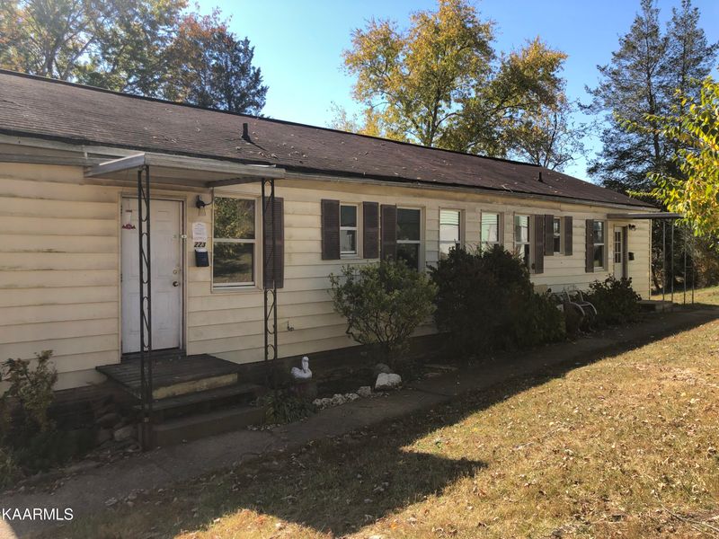 223 Jefferson Ave, Oak Ridge, TN 37830