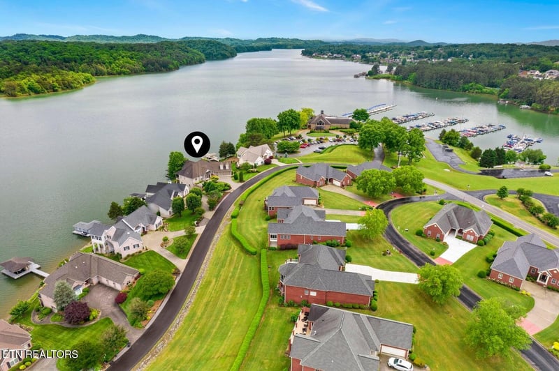 223 Sequoyah Rd, Loudon, TN 37774
