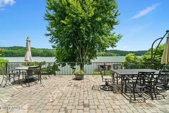 223 Sequoyah Rd, Loudon, TN 37774