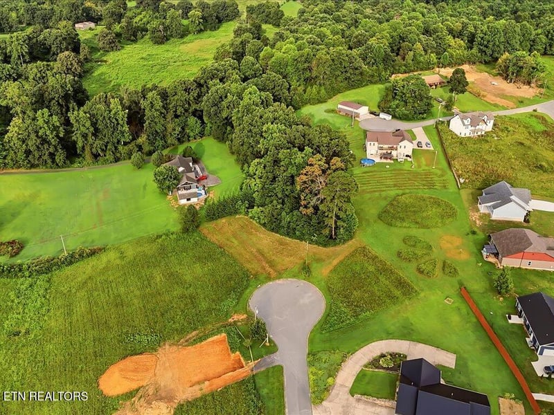 223 Washita Ln, Rutledge, TN 37861