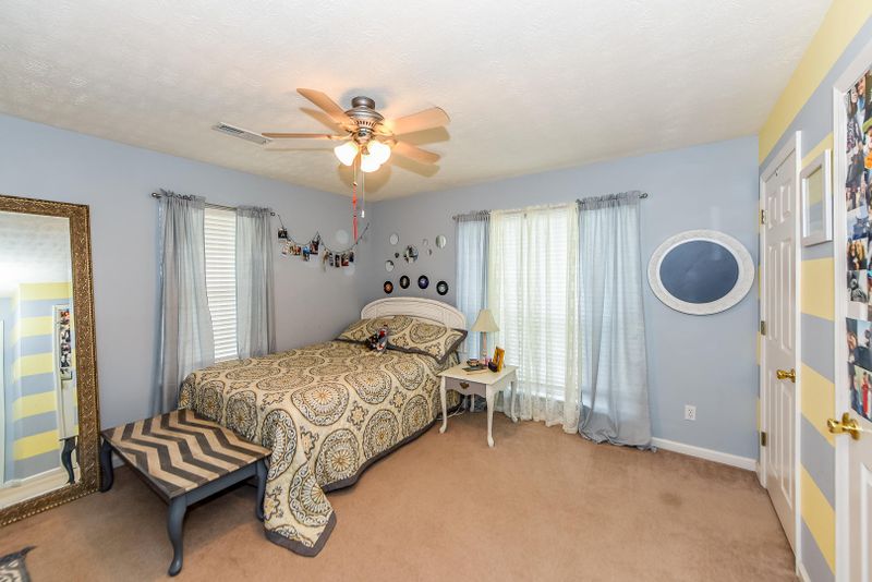 2230 Argonne Dr, Maryville, TN 37804