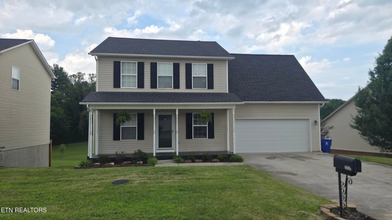 2232 Cartmill Dr, Powell, TN 37849