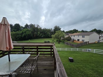 2232 Cartmill Dr, Powell, TN 37849