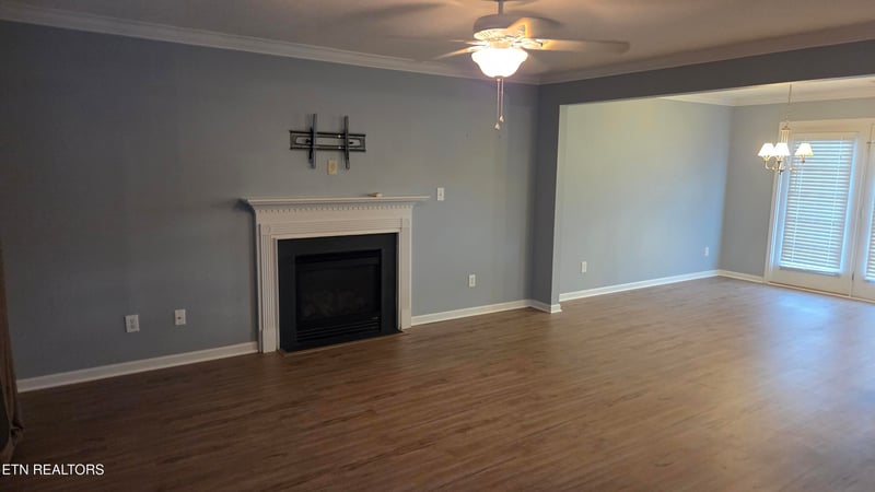 2232 Cartmill Dr, Powell, TN 37849