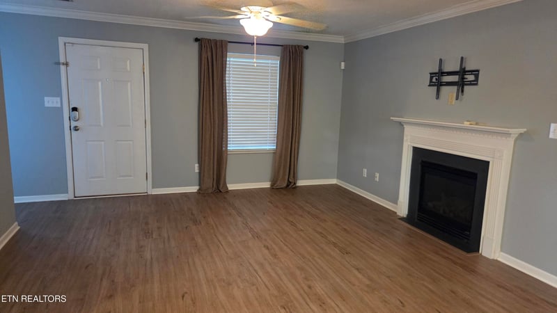 2232 Cartmill Dr, Powell, TN 37849