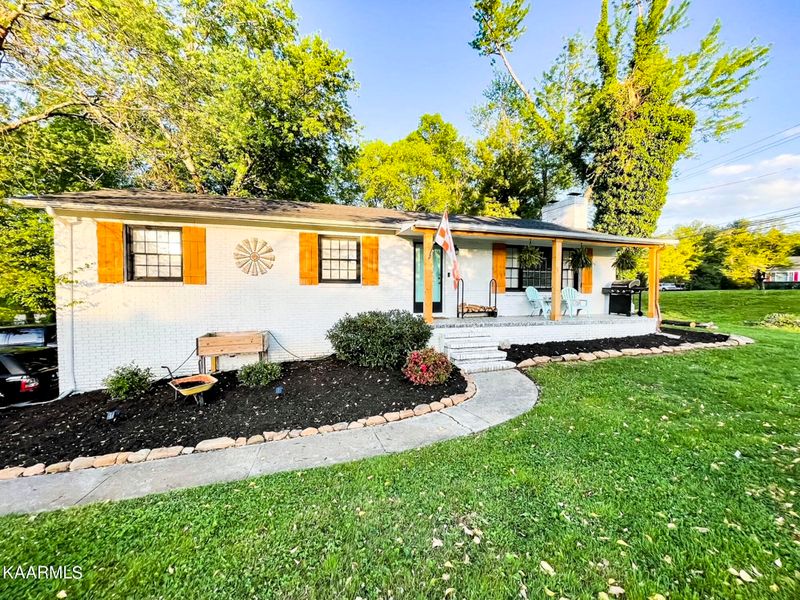 2234 Cavalcade Rd, Knoxville, TN 37912