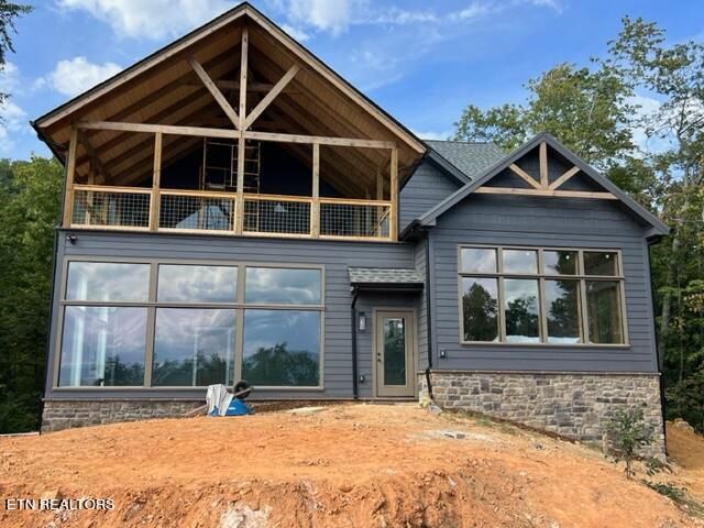 2235 Bluff Mountain Rd, Sevierville, TN 37876