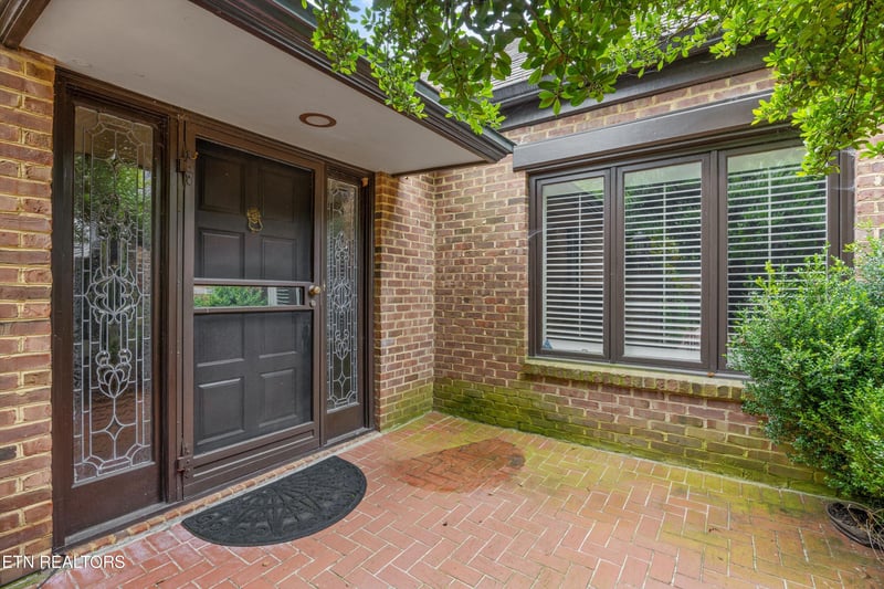 2235 Lake Ln, Knoxville, TN 37919