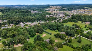 2238 Fallen Oaks Dr, Knoxville, TN 37932