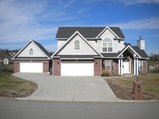 2239 Bryson Ct, Sevierville, TN 37876