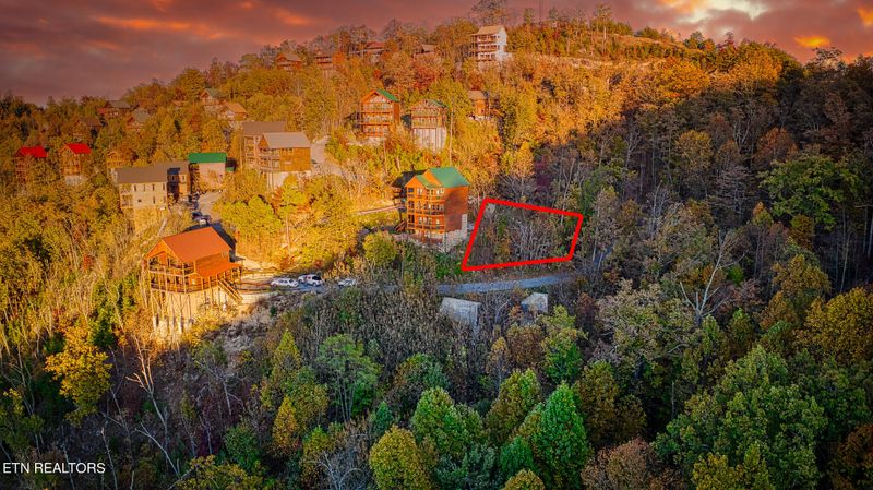 2239 Fox Berry Way, Sevierville, TN 37876