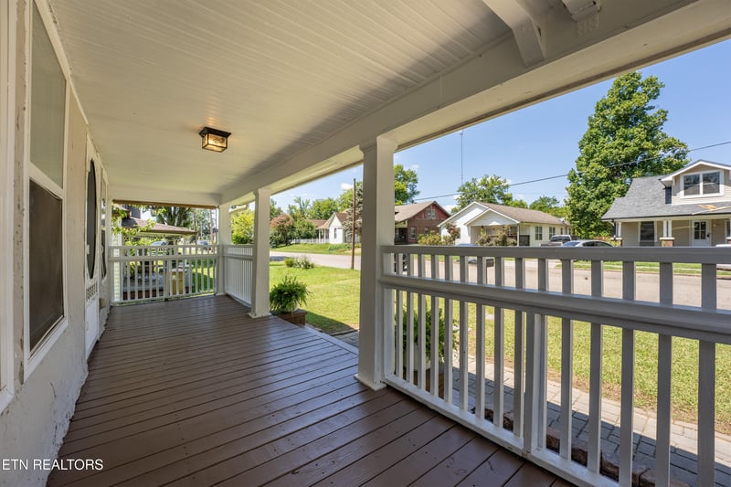 224 E Morelia Ave, Knoxville, TN 37917