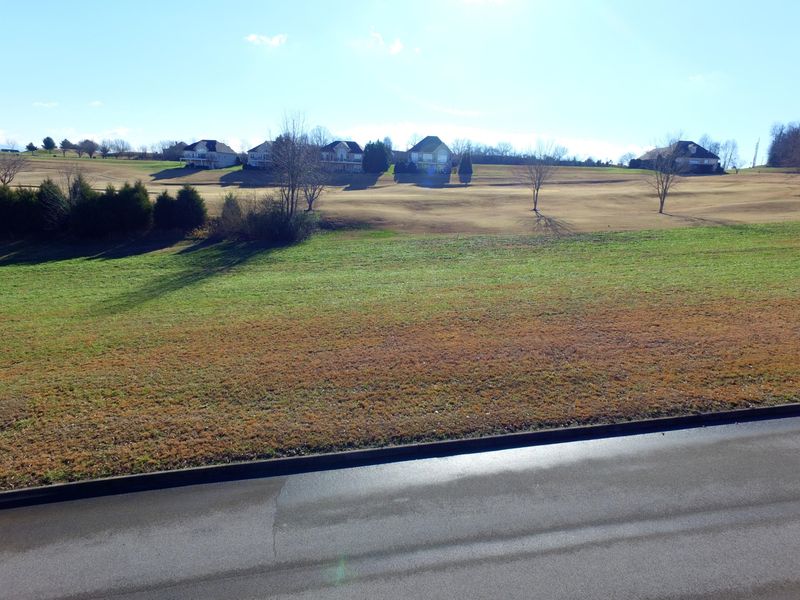 224 Eagle Cir, Vonore, TN 37885