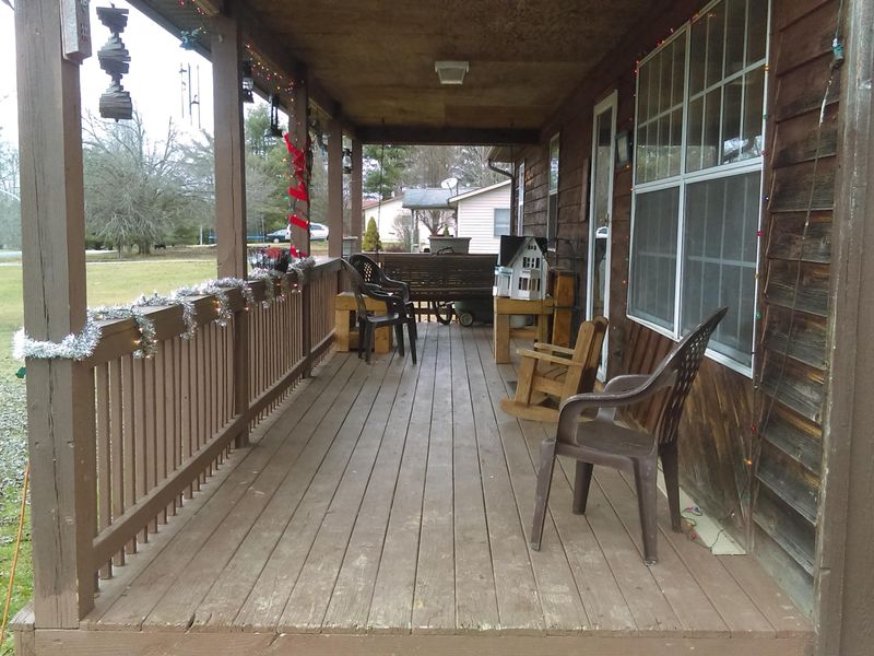 224 Finley Rd, Crossville, TN 38571