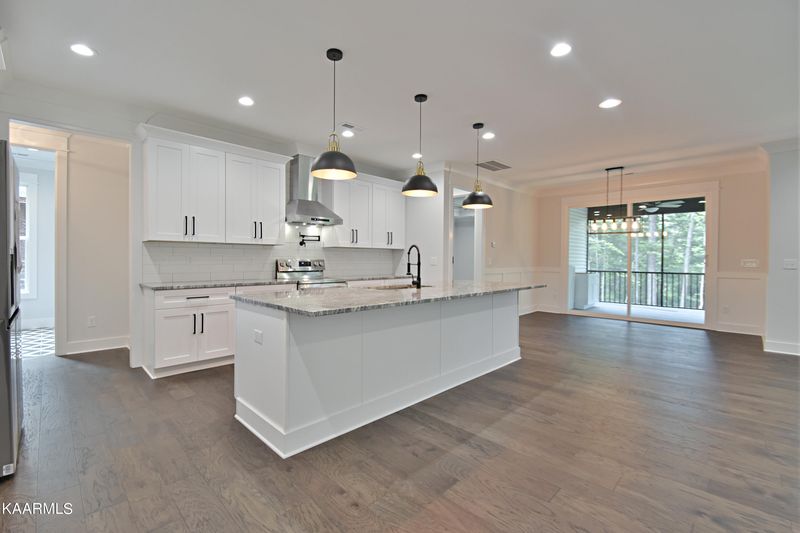 224 Nicoma Dr, Loudon, TN 37774