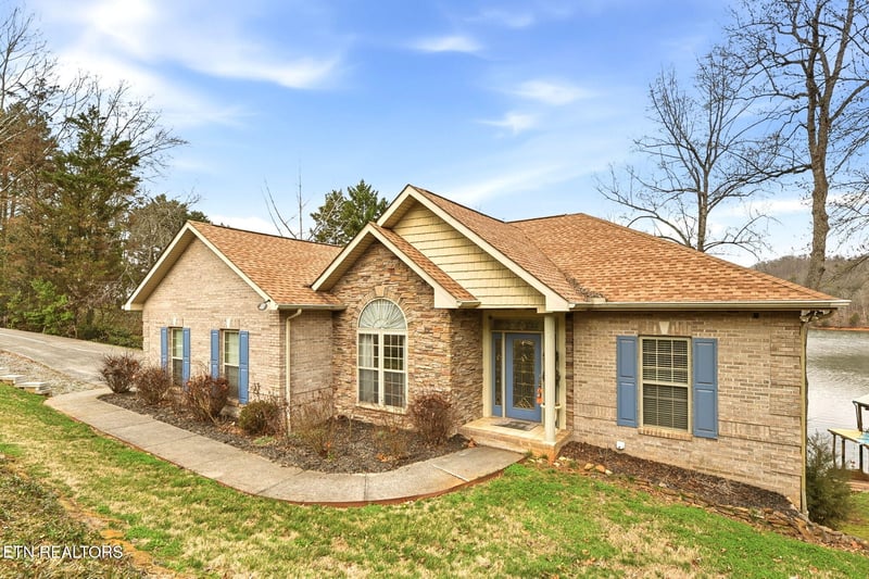 224 Northshore Dr, Greenback, TN 37742
