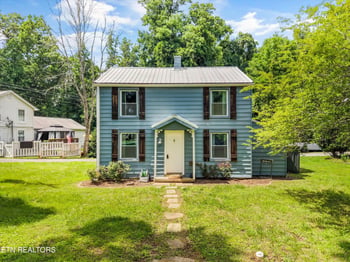 224 Oak Rd, Norris, TN 37828