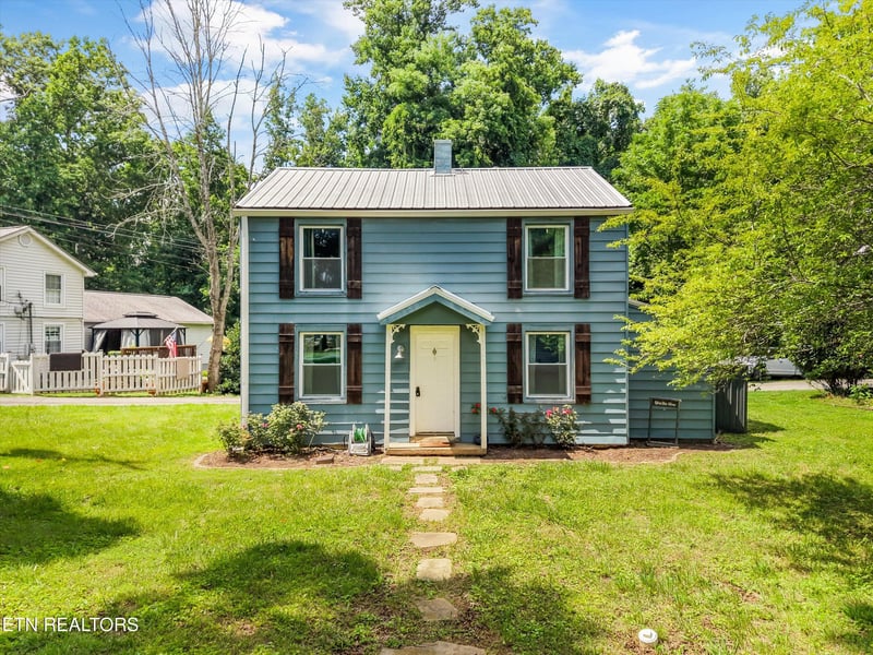 224 Oak Rd, Norris, TN 37828