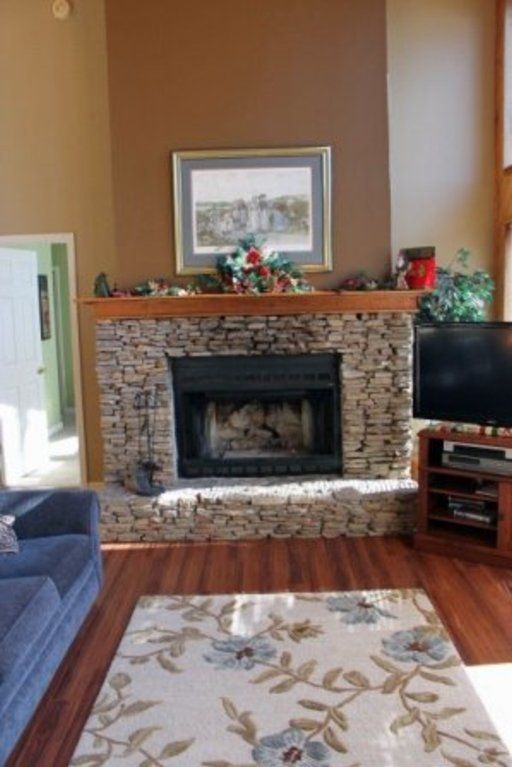 224 Sherman Clabo Rd, Gatlinburg, TN 37738