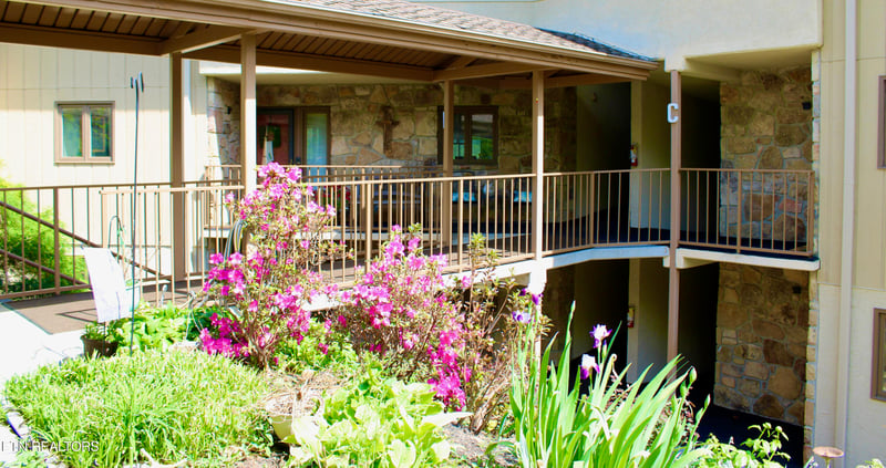 224 Woodland Rd #103, Gatlinburg, TN 37738