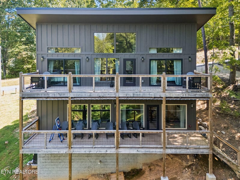 2241 E View Dr, Sevierville, TN 37876
