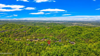 2243 Wingspan Dr, Sevierville, TN 37876
