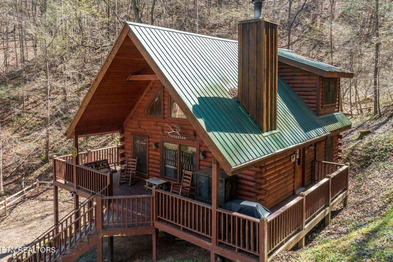 2244 Valley Mountain Way, Sevierville, TN 37862