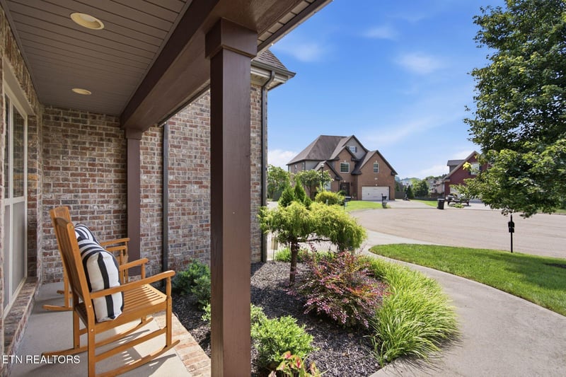 2247 Muddy Creek Ln, Knoxville, TN 37932