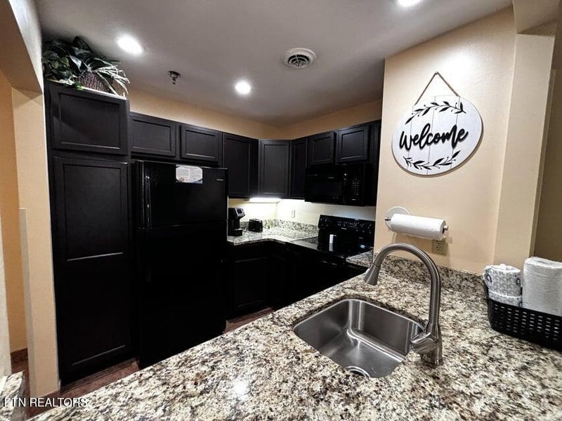 225 Collier Dr #1119, Sevierville, TN 37862