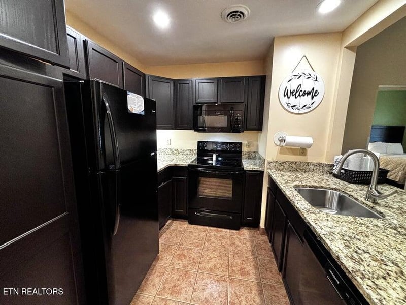 225 Collier Dr #1119, Sevierville, TN 37862