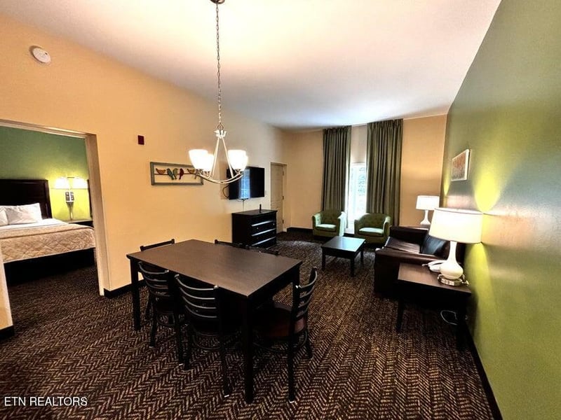 225 Collier Dr #1119, Sevierville, TN 37862