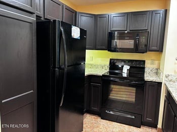 225 Collier Dr #1219, Sevierville, TN 37862