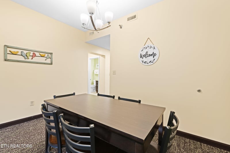 225 Collier Dr #1317, Sevierville, TN 37862