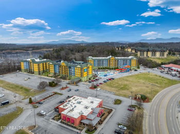 225 Collier Dr #1317, Sevierville, TN 37862