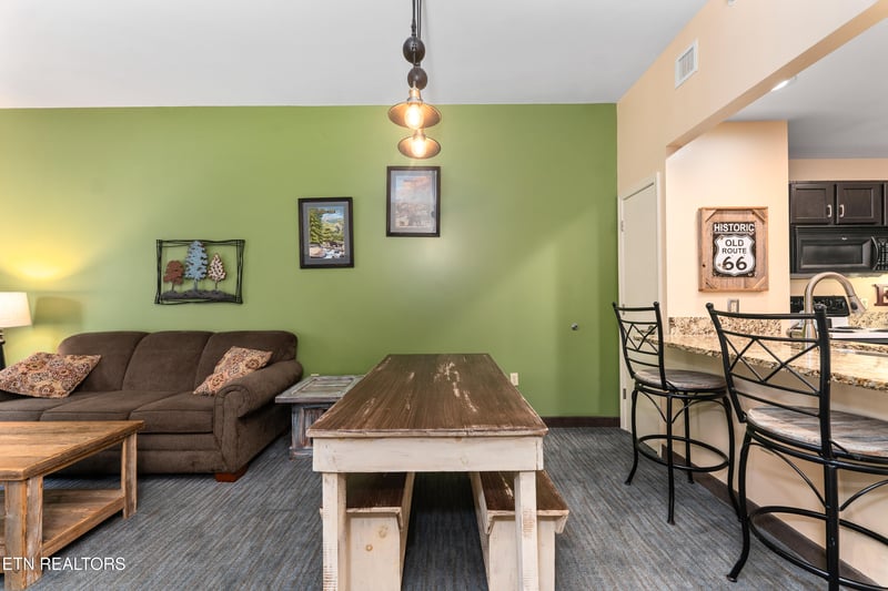 225 Collier Dr #2105, Sevierville, TN 37862