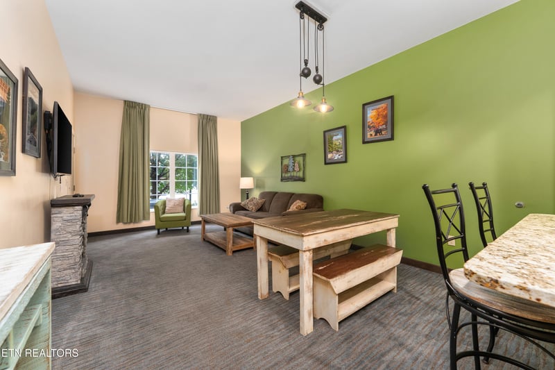 225 Collier Dr #2105, Sevierville, TN 37862