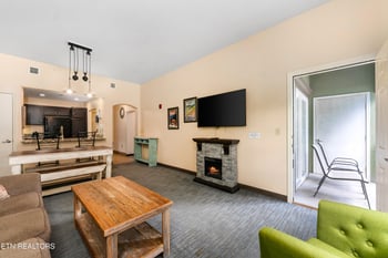 225 Collier Dr #2105, Sevierville, TN 37862